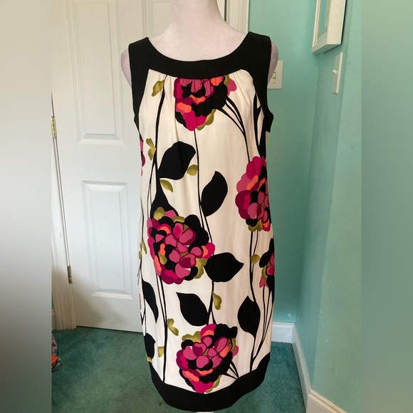 AGB Dress- Floral Sleeveless Dress - Black and Pink - Picture 5 of 16